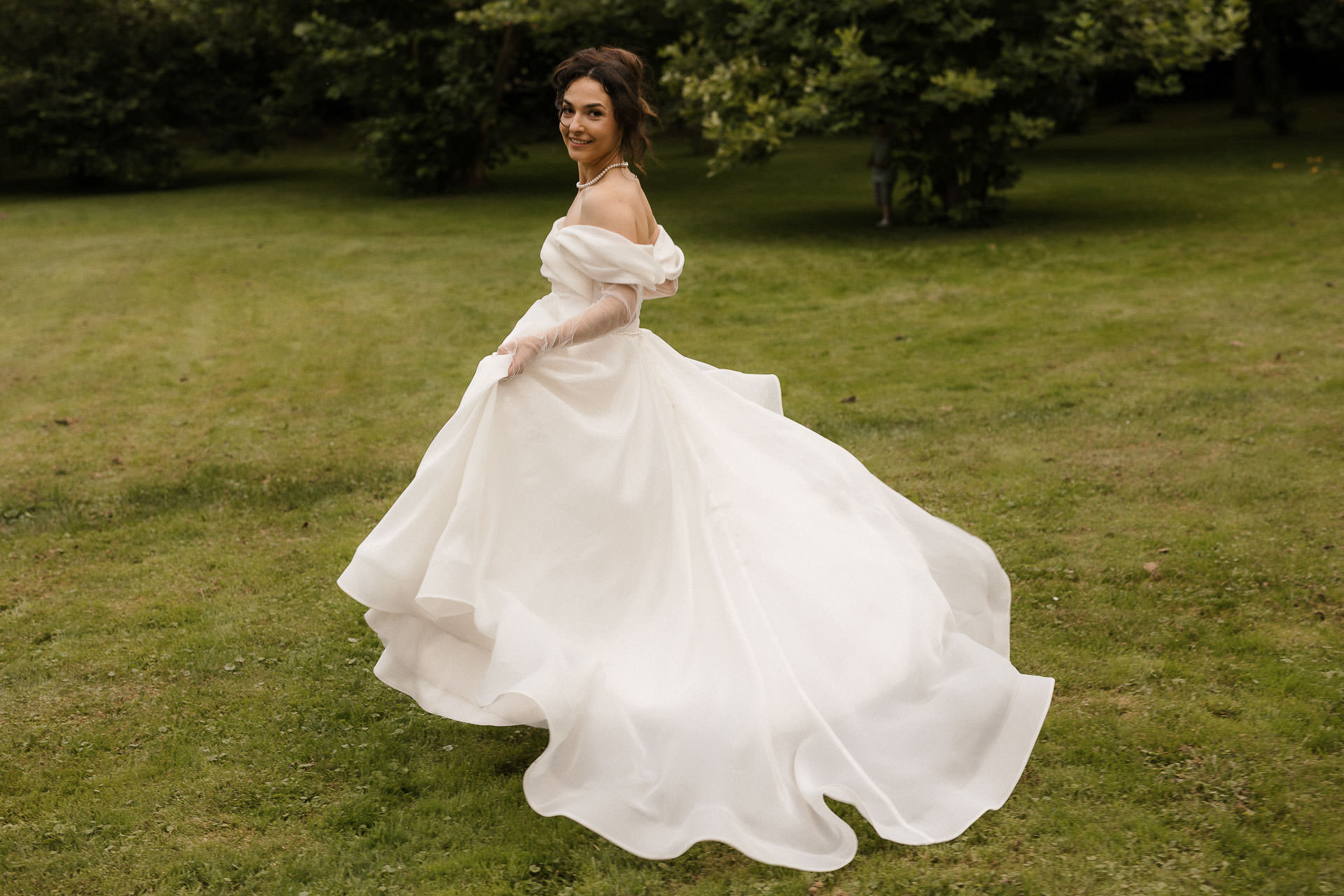 panna młoda w ruchu